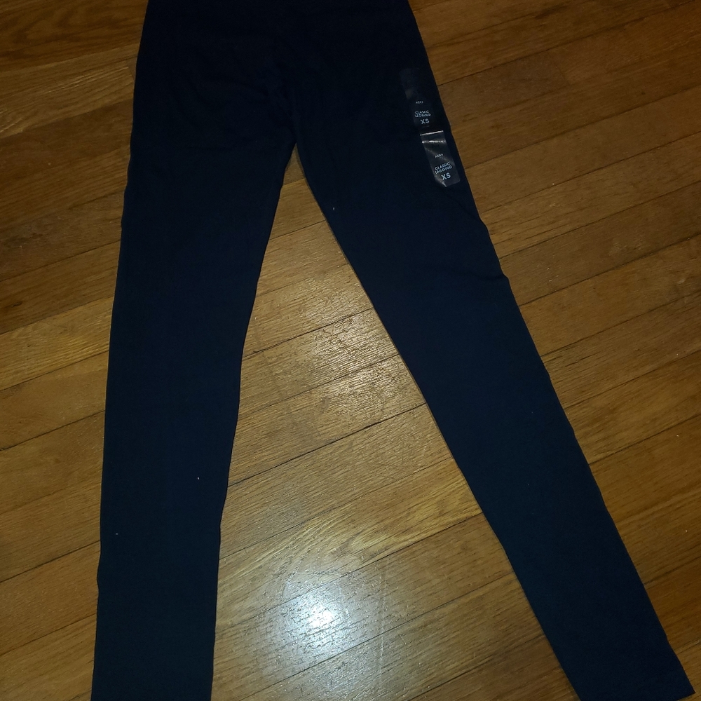 BNWT AEROPOSTAL  navy leggings
